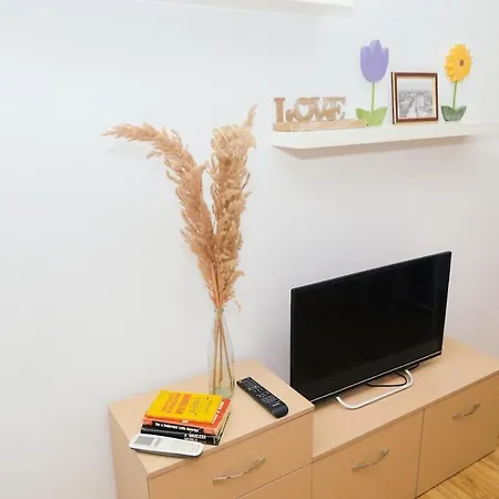 Luxury Center 3 * Τίρανα